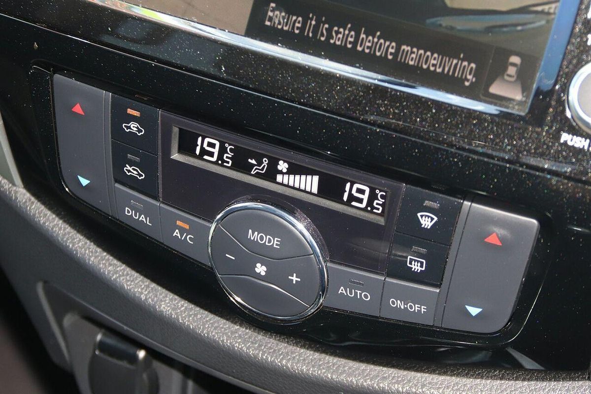 2022 Nissan Navara ST-X D23 Rear Wheel Drive