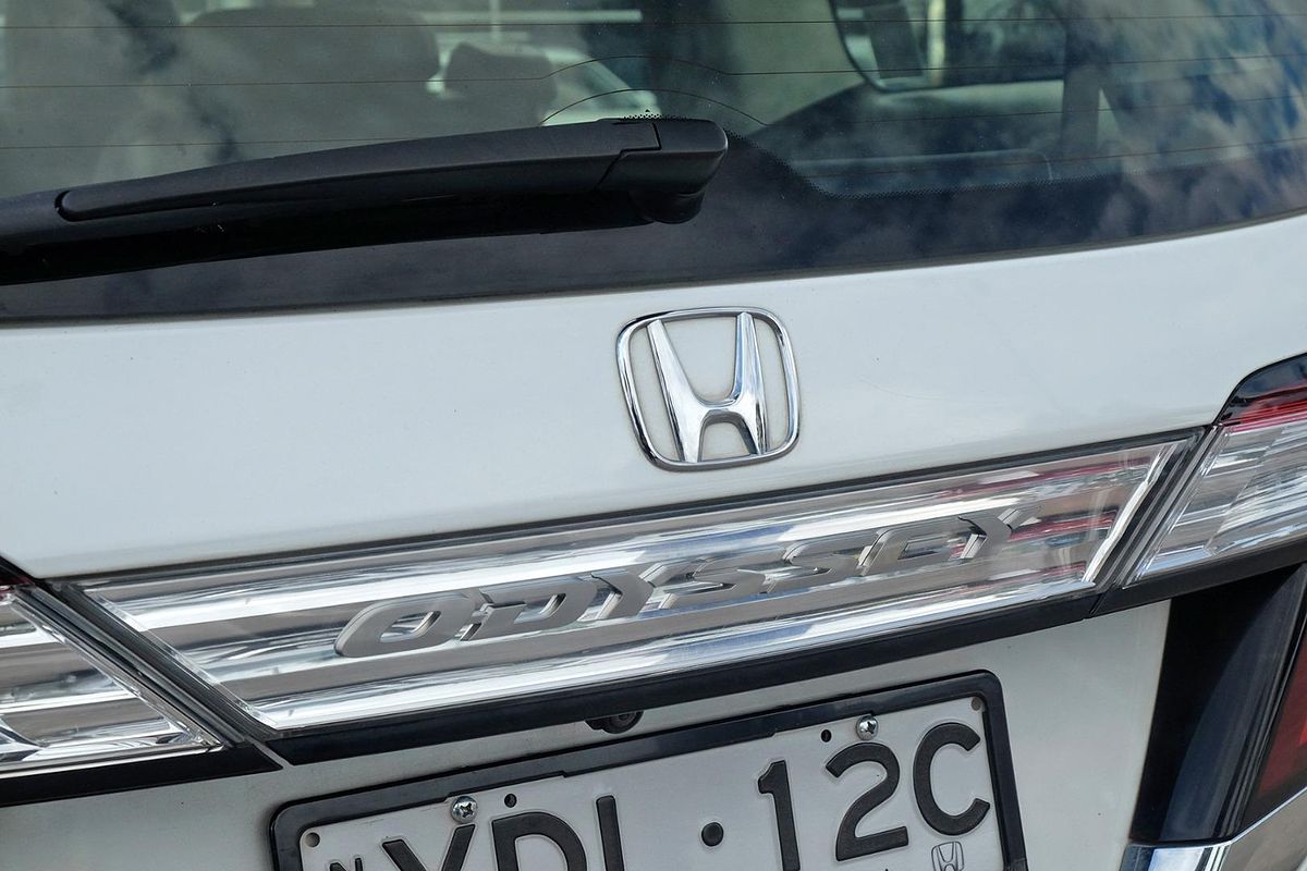 2016 Honda Odyssey VTi-L 5th Gen
