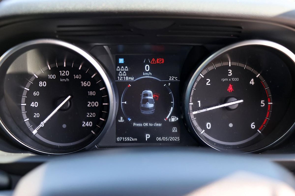 2018 Land Rover Discovery SD6 SE Series 5