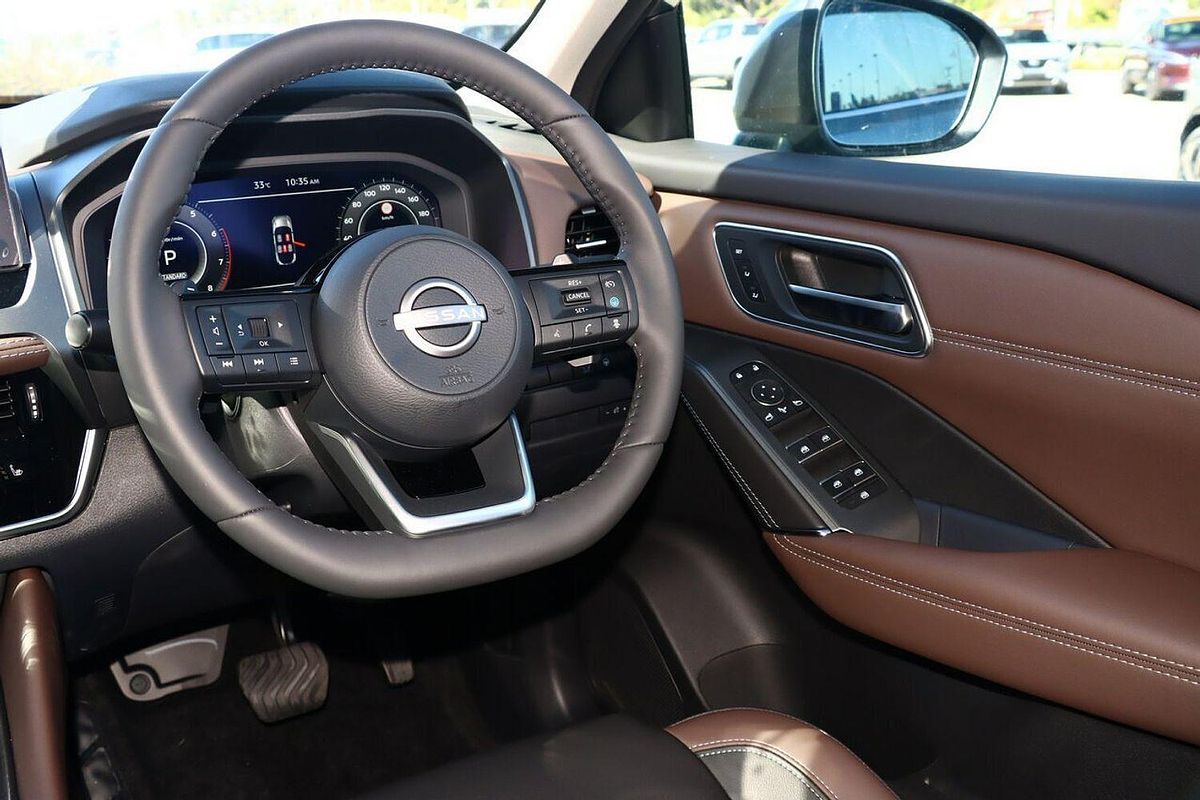 2025 Nissan QASHQAI Ti J12