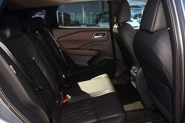 2025 Nissan QASHQAI Ti J12