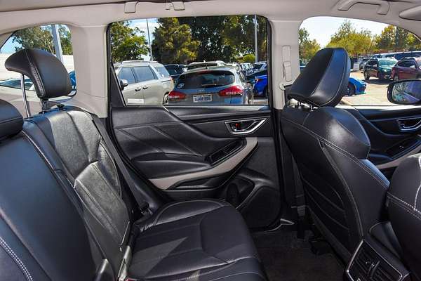 2024 Subaru Forester 2.5i-S S5