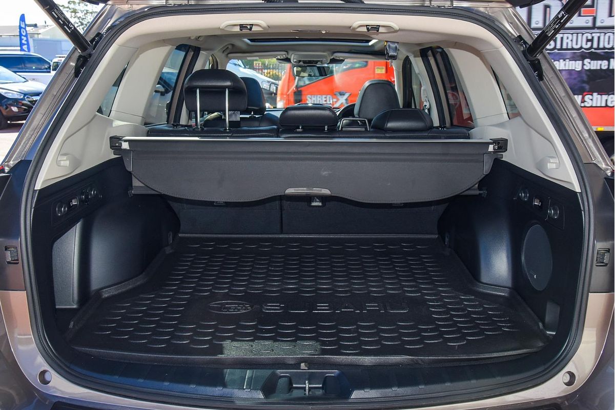 2024 Subaru Forester 2.5i-S S5