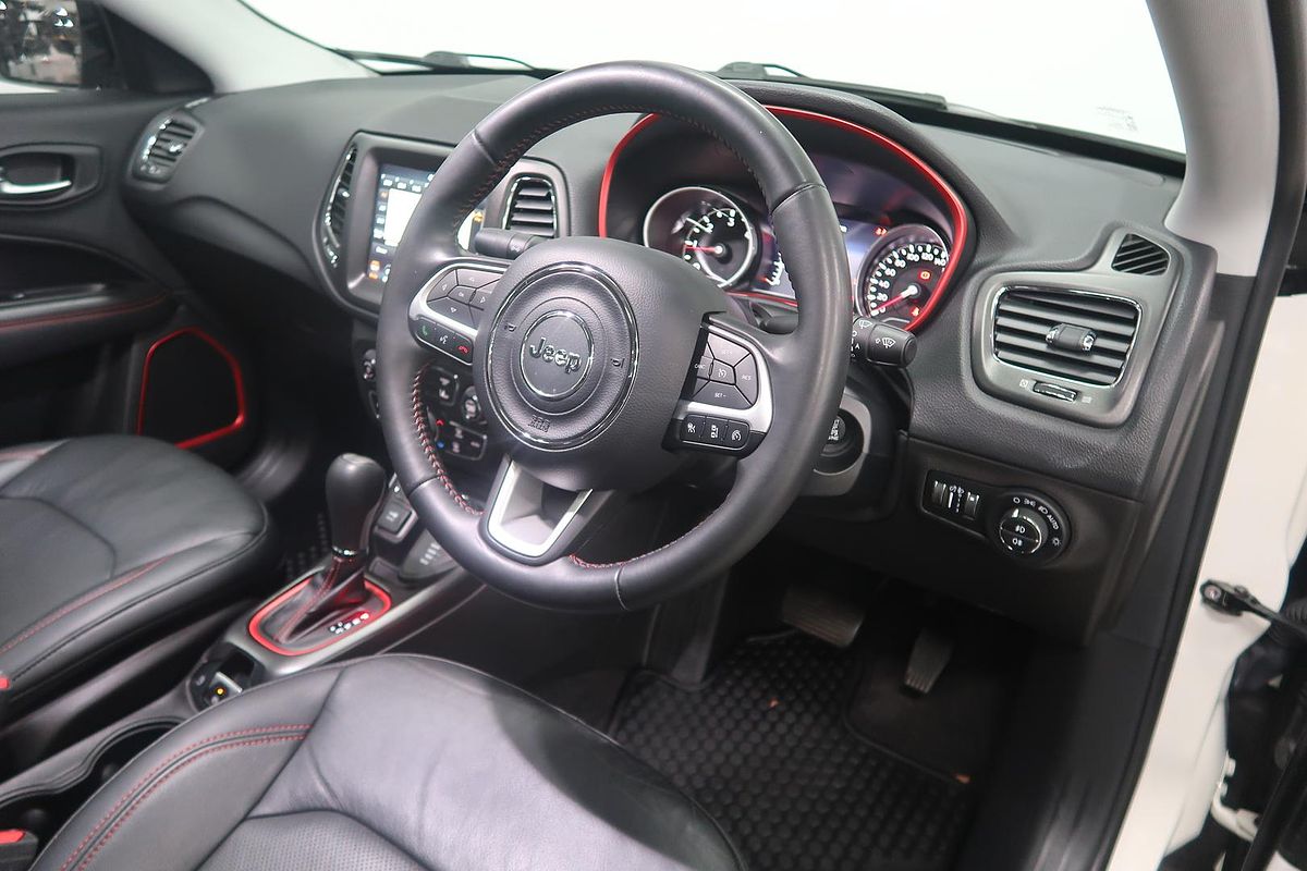 2020 Jeep Compass Trailhawk M6