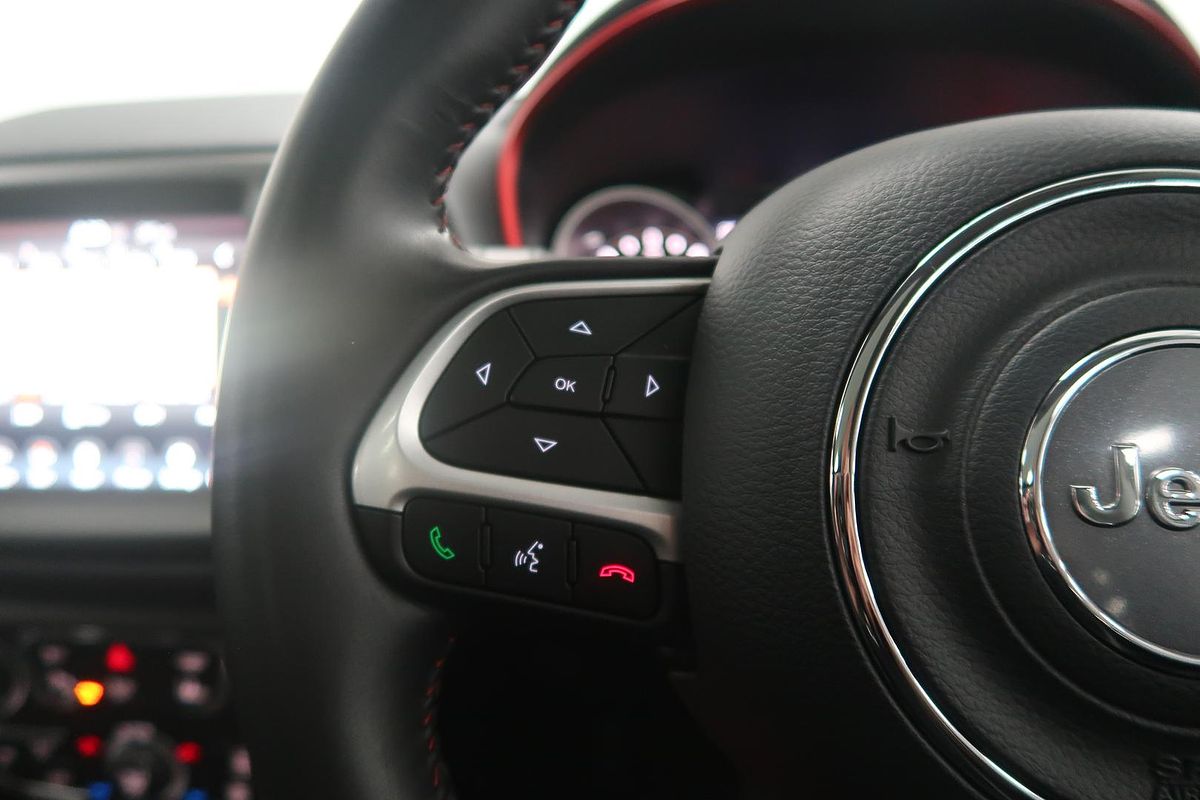 2020 Jeep Compass Trailhawk M6