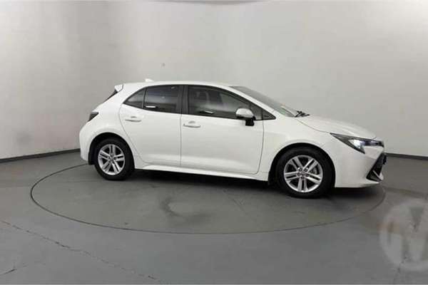 2020 Toyota Corolla Ascent Sport MZEA12R