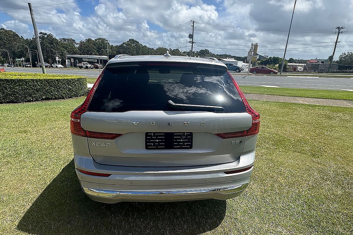 2023 Volvo XC60 Ultimate B5 Bright