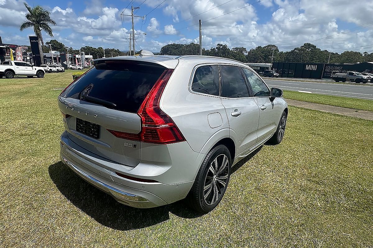 2023 Volvo XC60 Ultimate B5 Bright