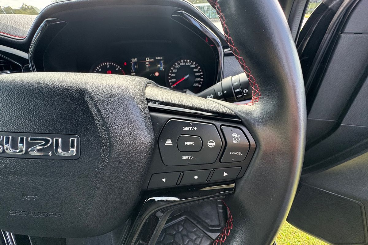 2022 Isuzu D-MAX X-TERRAIN 4X4