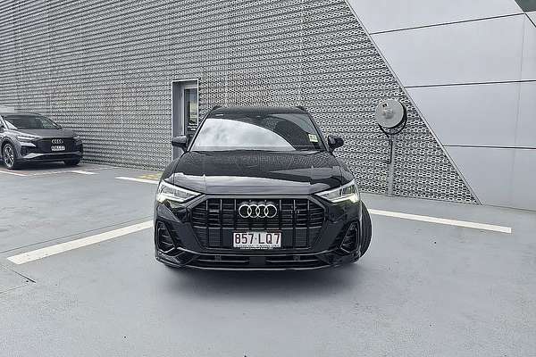 2024 Audi Q3 40 TFSI S line F3