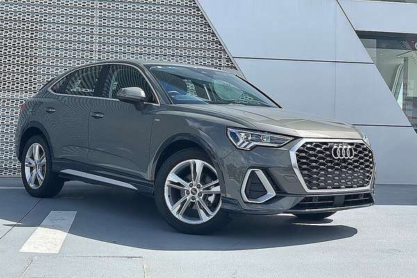 2023 Audi Q3 35 TFSI F3
