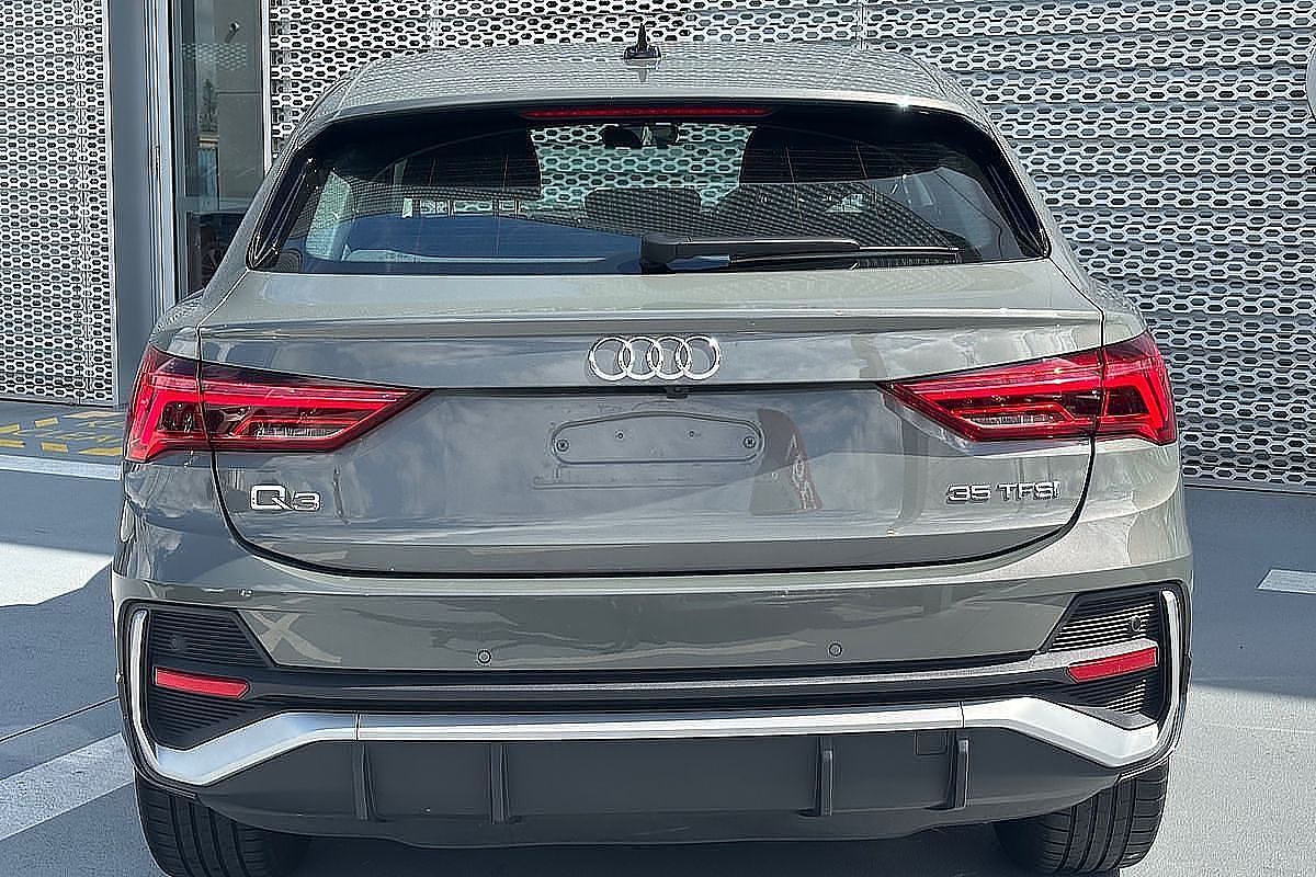 2023 Audi Q3 35 TFSI F3