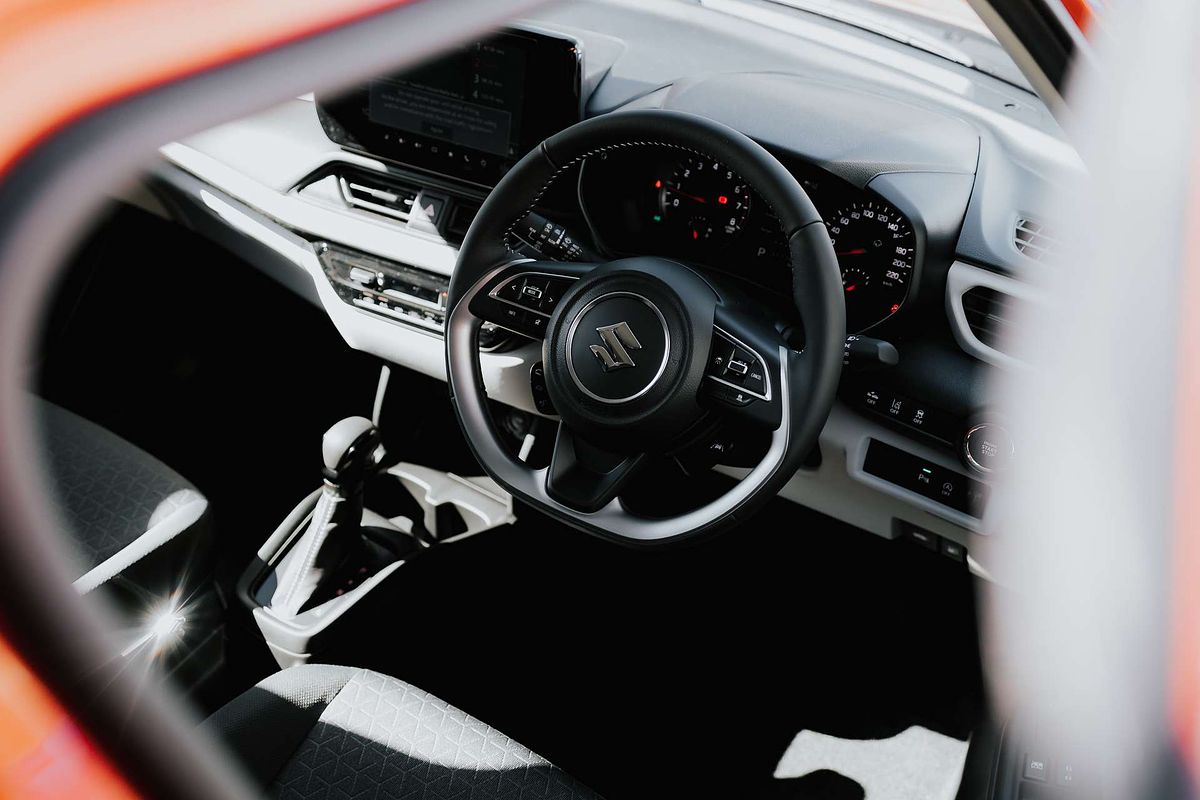 2024 Suzuki Swift GL Plus AZ Series II