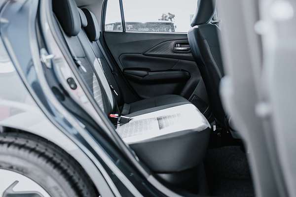 2025 Suzuki Swift Hybrid GLX UZ