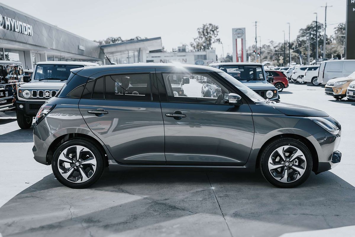 2025 Suzuki Swift Hybrid GLX UZ