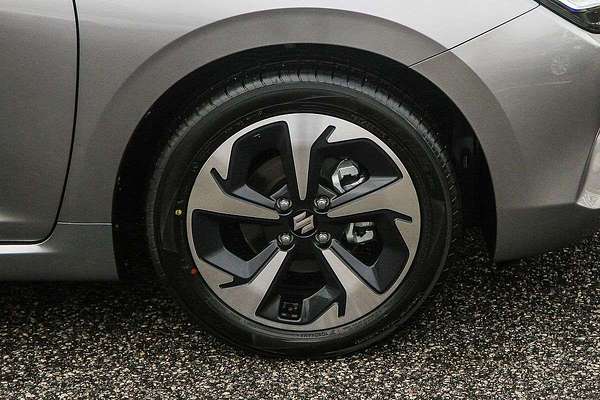 2025 Suzuki Swift Hybrid GLX UZ