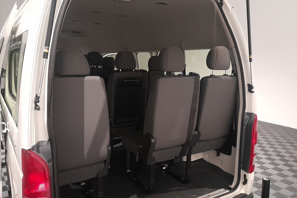 2018 Toyota Hiace Commuter KDH223R