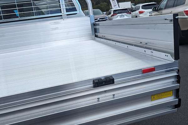 2025 Isuzu D-MAX SX 4X4