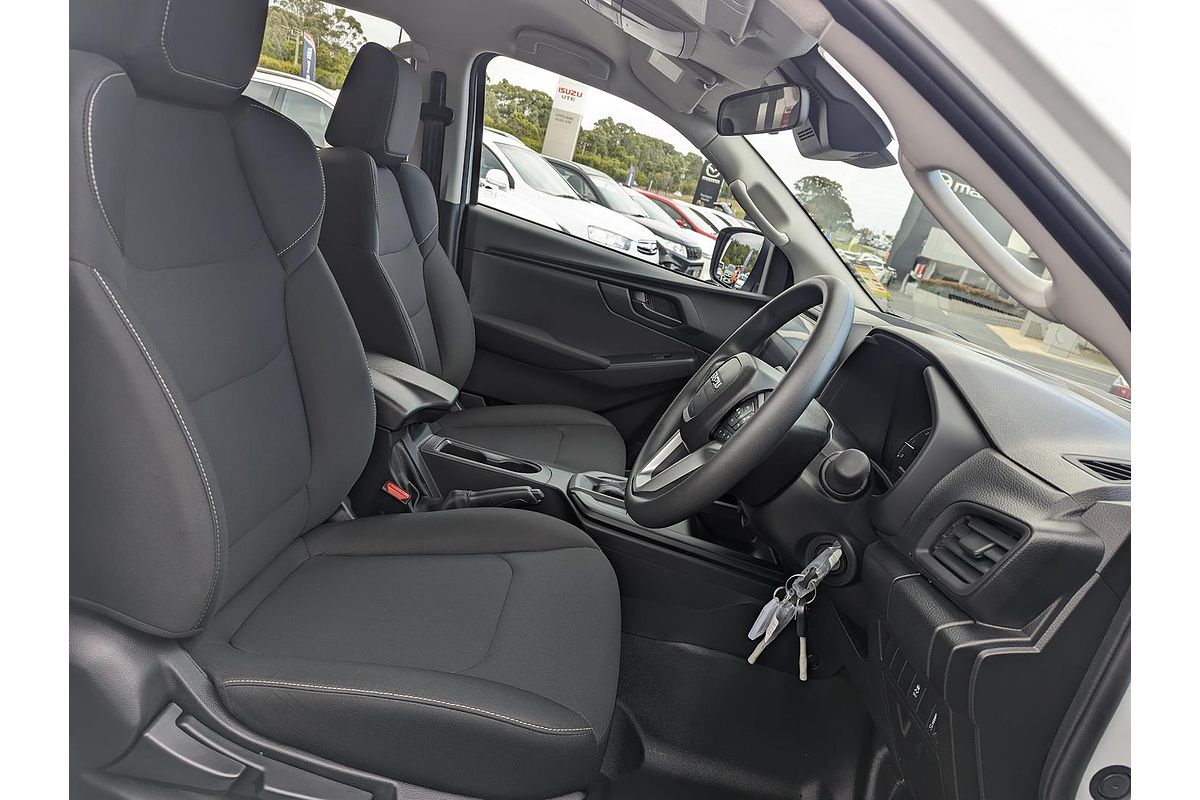 2025 Isuzu D-MAX SX 4X4