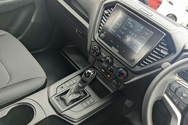 2025 Isuzu D-MAX SX 4X4