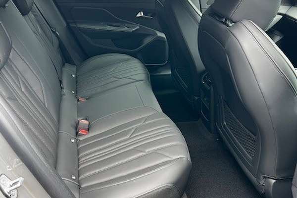 2024 Peugeot 408 GT Premium Fastback e-DCS Hybrid P54 MY25