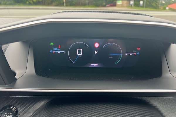 2024 Peugeot 2008 GT e-DCS P24 MY25