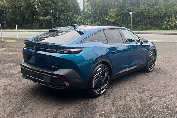 2024 Peugeot 408 GT Fastback Plug-In Hybrid P54 MY24