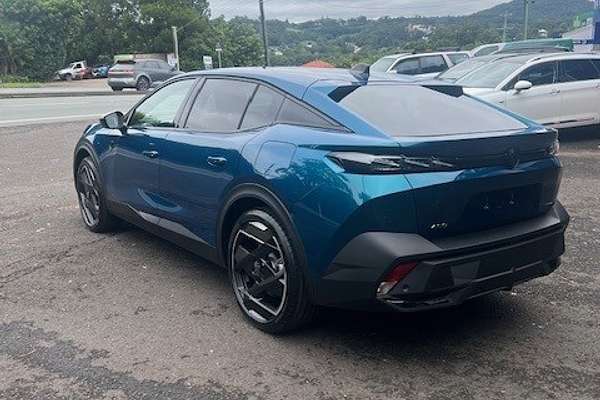 2024 Peugeot 408 GT Fastback Plug-In Hybrid P54 MY24