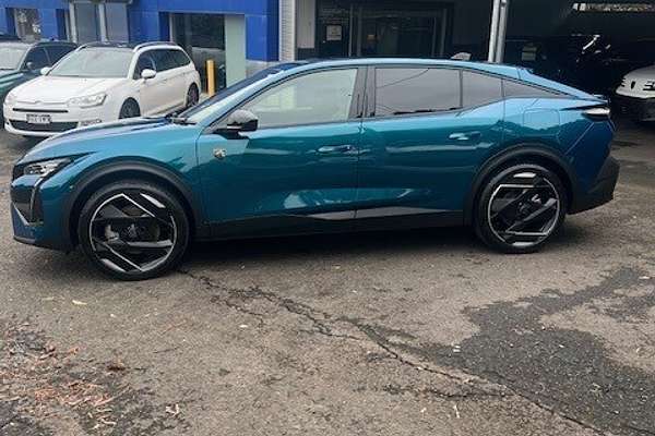 2024 Peugeot 408 GT Fastback Plug-In Hybrid P54 MY24
