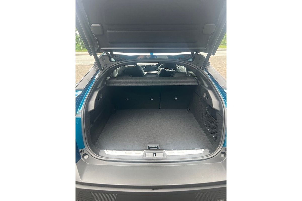 2024 Peugeot 408 GT Fastback Plug-In Hybrid P54 MY24