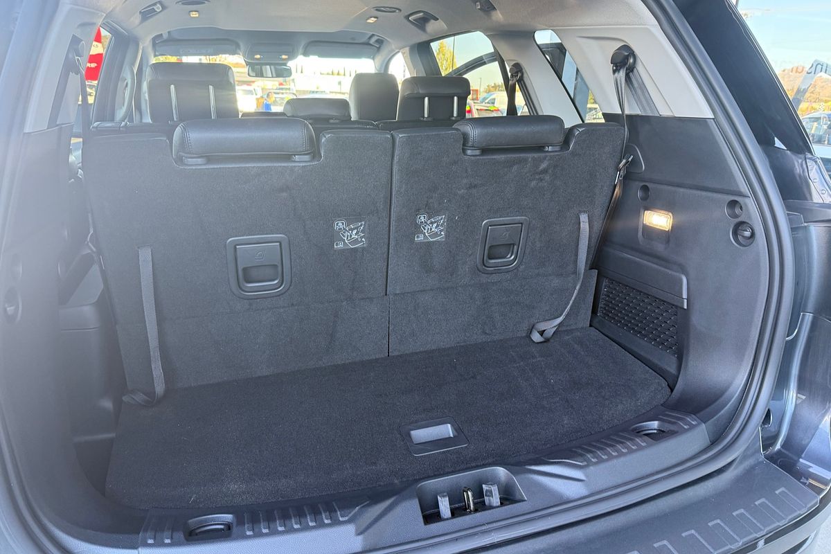 2024 Ford Everest Sport