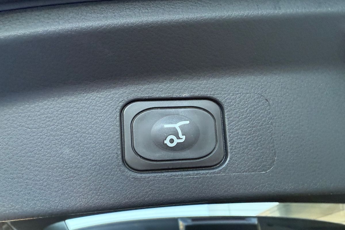 2024 Ford Everest Sport