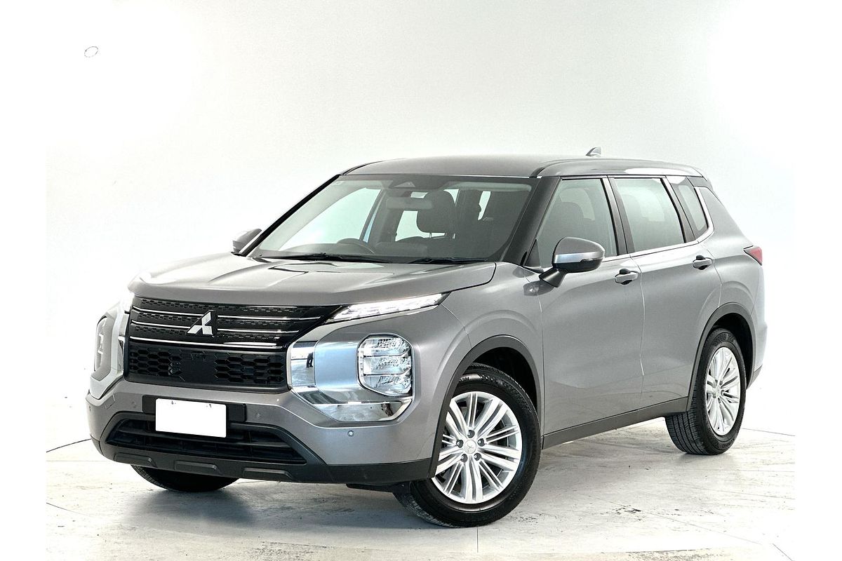 2022 Mitsubishi Outlander ES ZM