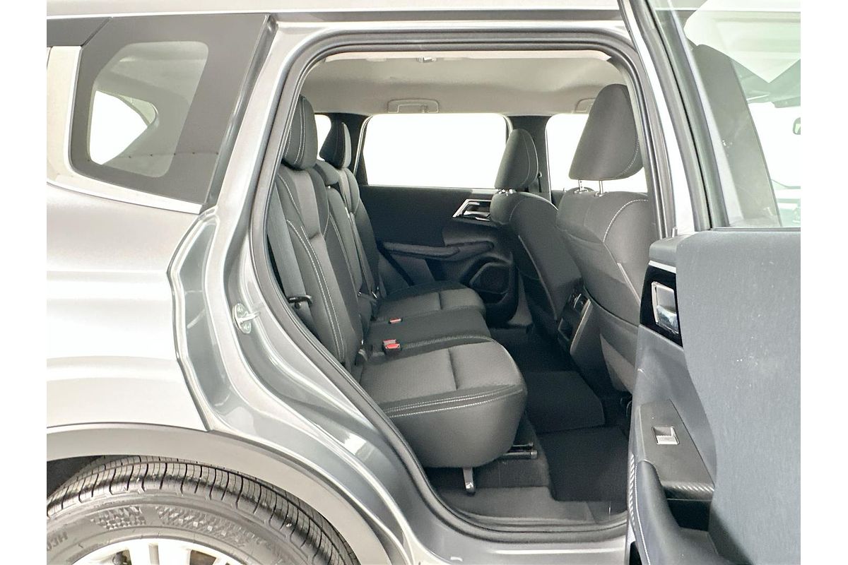 2022 Mitsubishi Outlander ES ZM