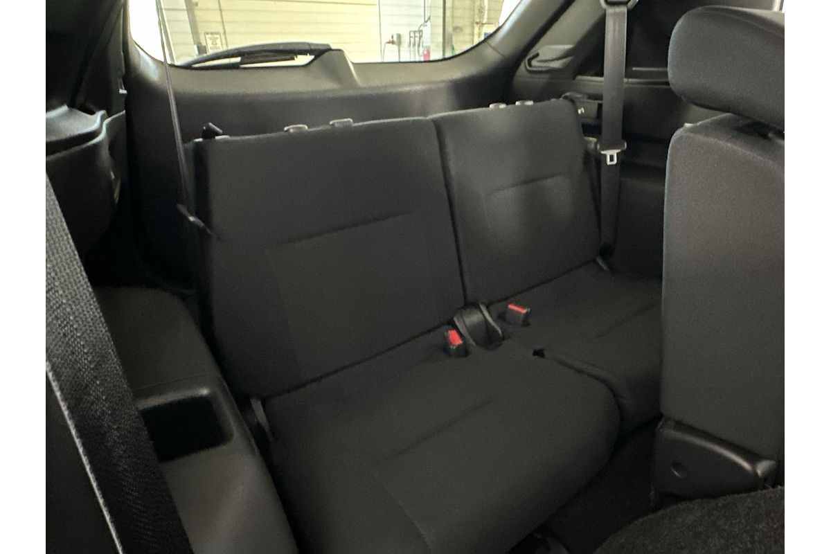 2022 Mitsubishi Outlander ES ZM