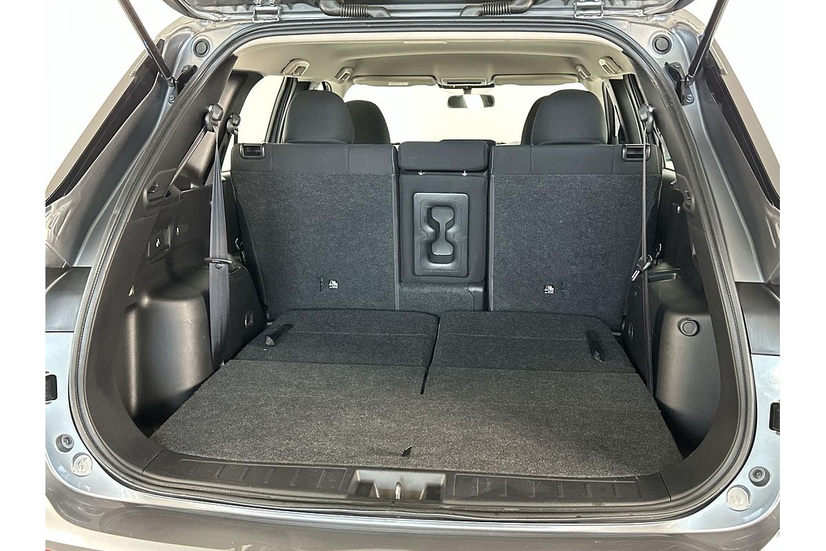 2022 Mitsubishi Outlander ES ZM