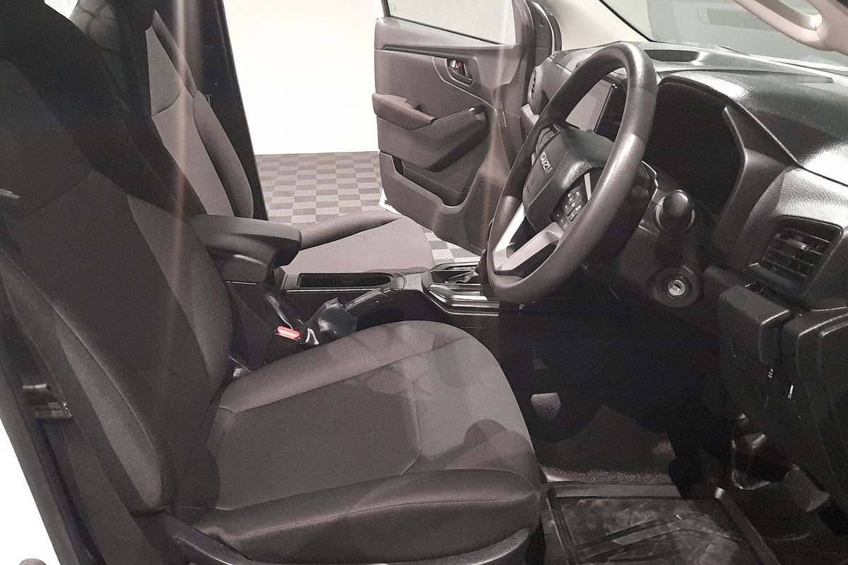 2021 Isuzu D-MAX SX High Ride Rear Wheel Drive