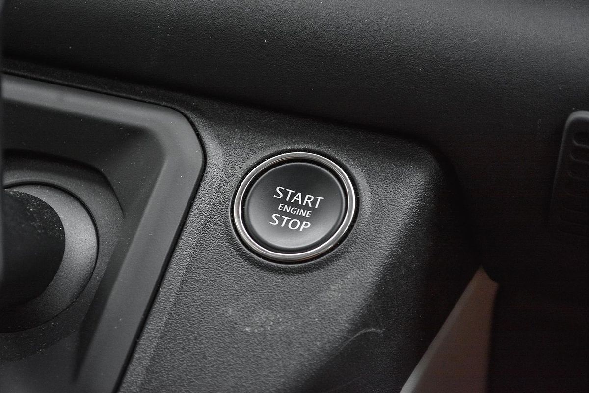2024 Land Rover Defender 110 P300 S L663