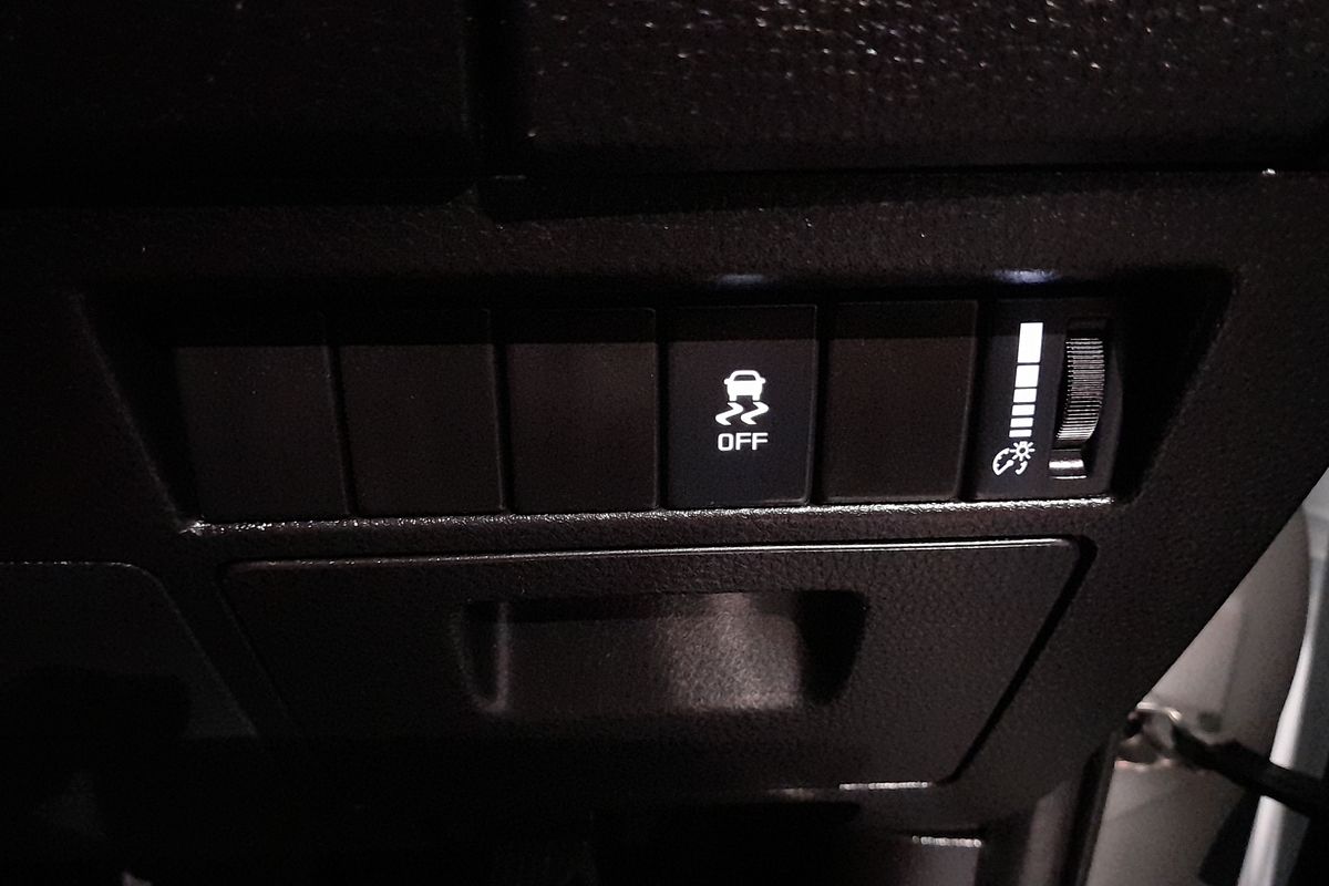 2021 Isuzu D-MAX SX High Ride Rear Wheel Drive