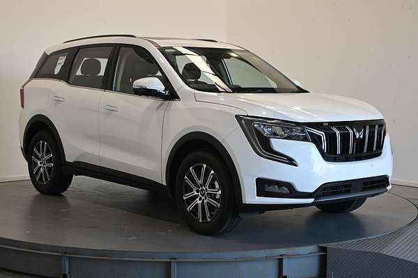 2025 Mahindra XUV700 AX7L