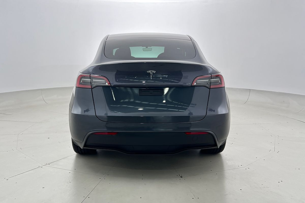 2023 Tesla Model Y Rear-Wheel Drive