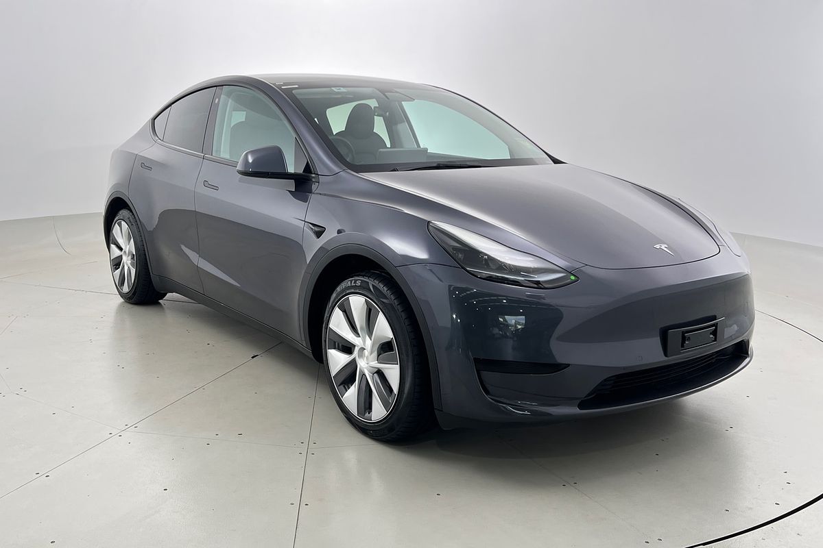 2023 Tesla Model Y Rear-Wheel Drive