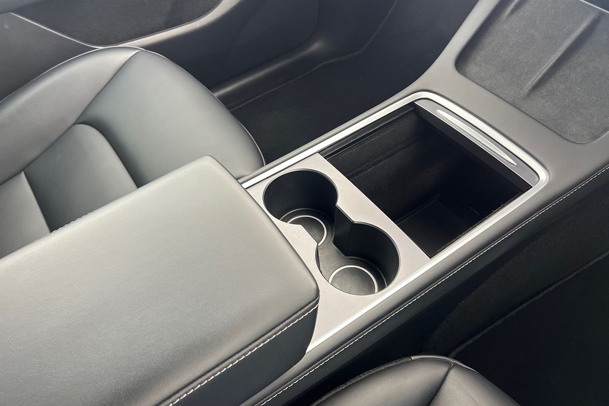 2023 Tesla Model Y Rear-Wheel Drive