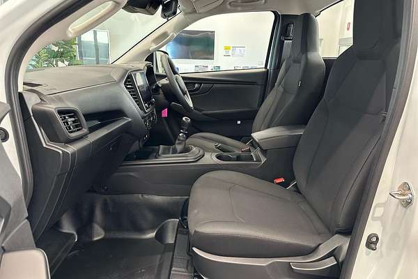 2025 Isuzu D-MAX SX High Ride Rear Wheel Drive