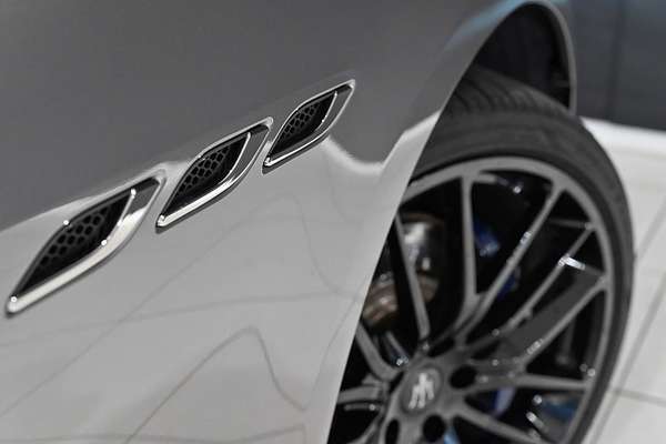 2020 Maserati Ghibli GranSport M157