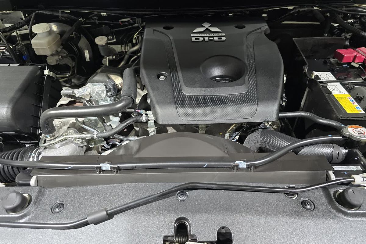 2021 Mitsubishi Triton GLS MR 4X4