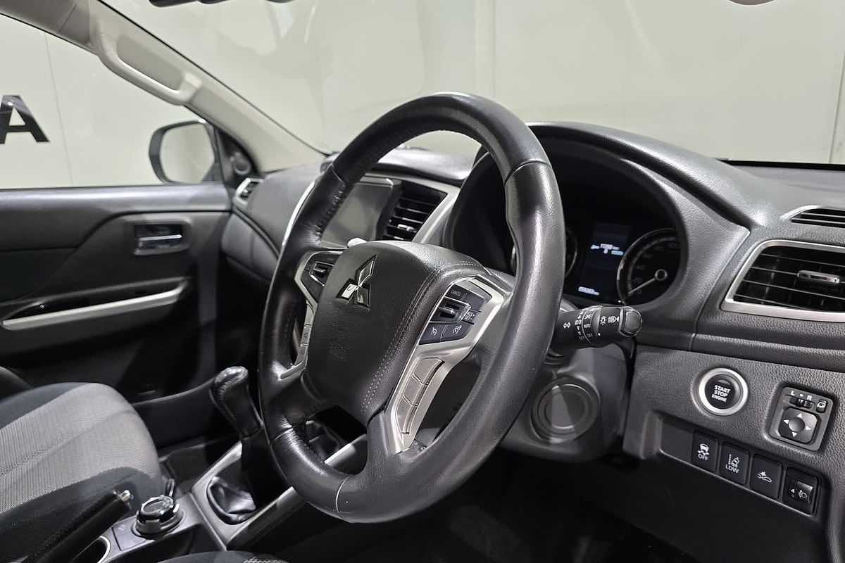 2021 Mitsubishi Triton GLS MR 4X4