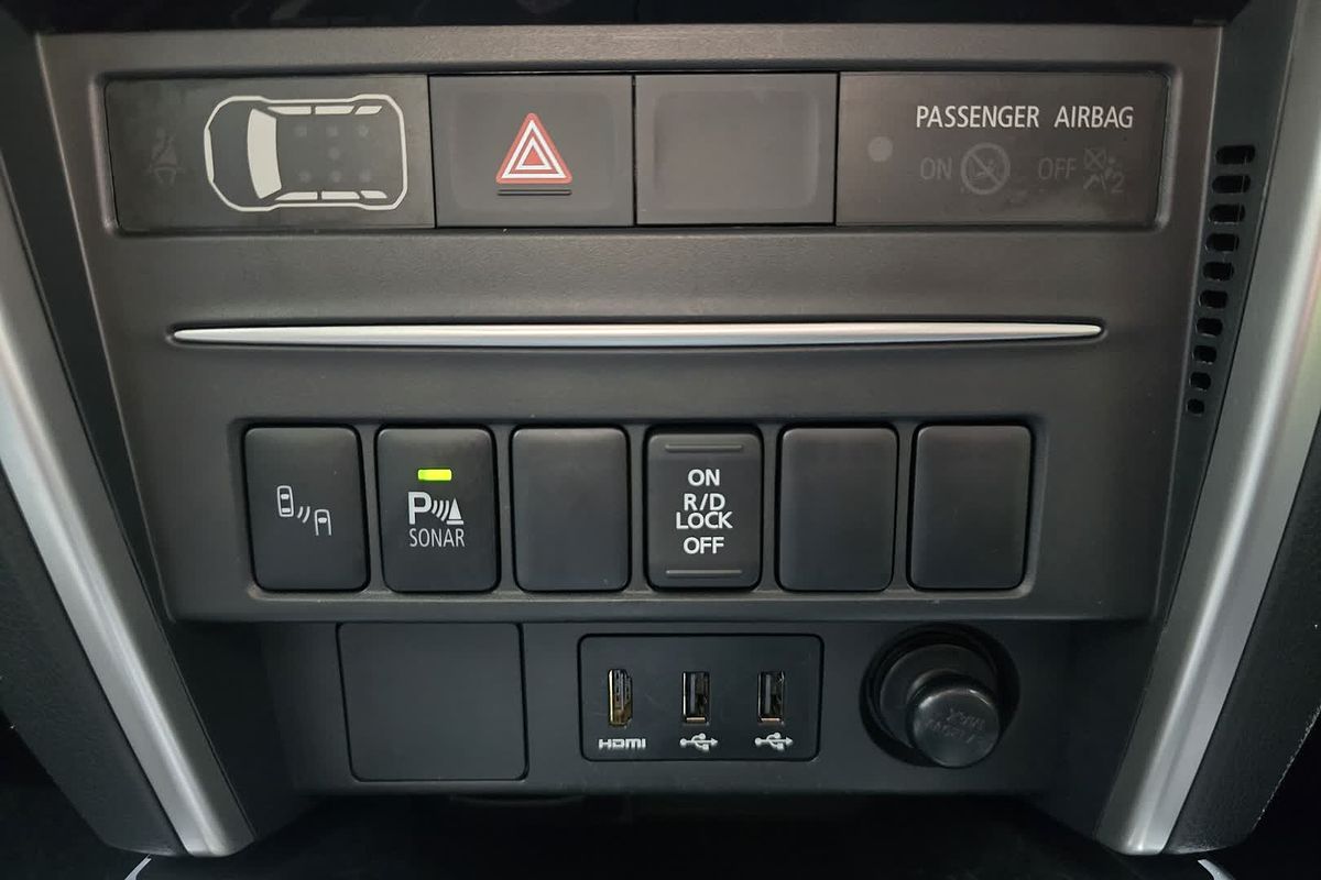 2021 Mitsubishi Triton GLS MR 4X4