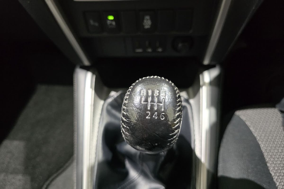 2021 Mitsubishi Triton GLS MR 4X4