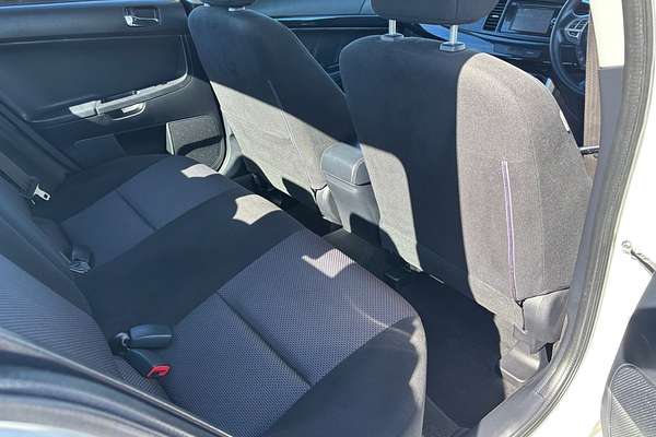 2017 Mitsubishi Lancer ES Sport CF